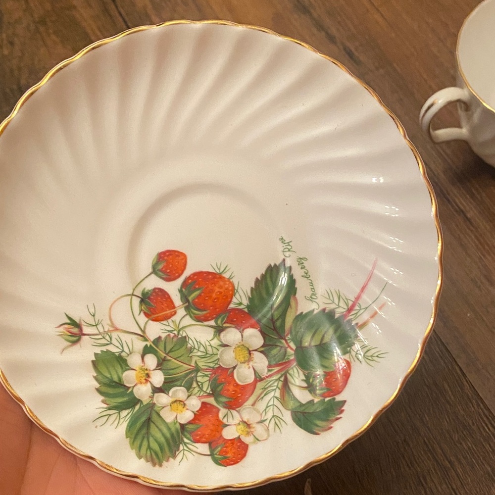 Charming Floral Dinnerware Set with Cream Accents - Picture 5 of 14